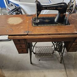 Antique Singer Manufacturing Sewing Machine Model 66