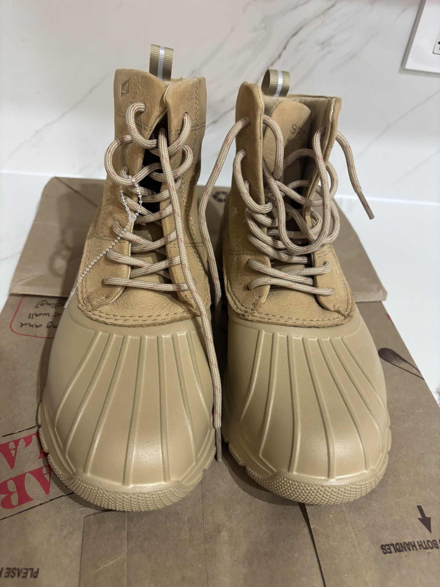 New Size 7 Sperry Women's Duck Float Zip Seacycled Winter Boot