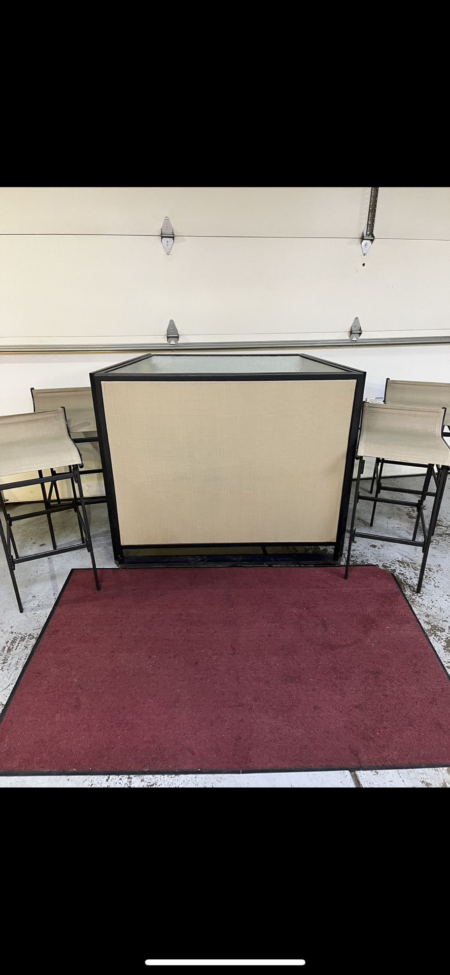 Outdoor Bar