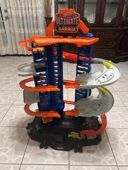 Hot Wheels Ultimate Car Garage