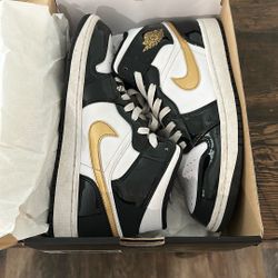 Air Jordan 1 Mid Men’s Size 9
