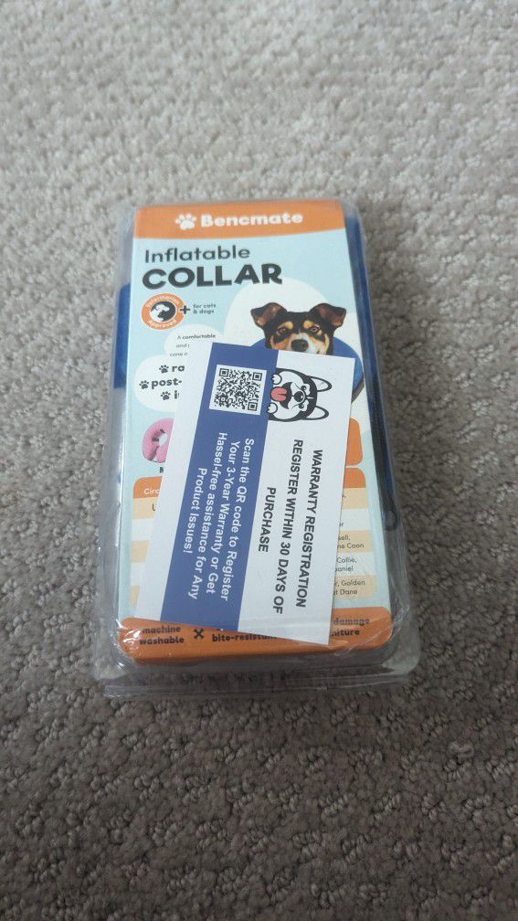 NEW IN PACKAGE BENCMATE INFLATABLE DOG COLLAR SIZE SMALL MAKE OFFER