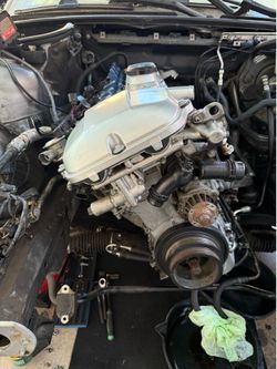 Engine for a 2002 bmw 325i