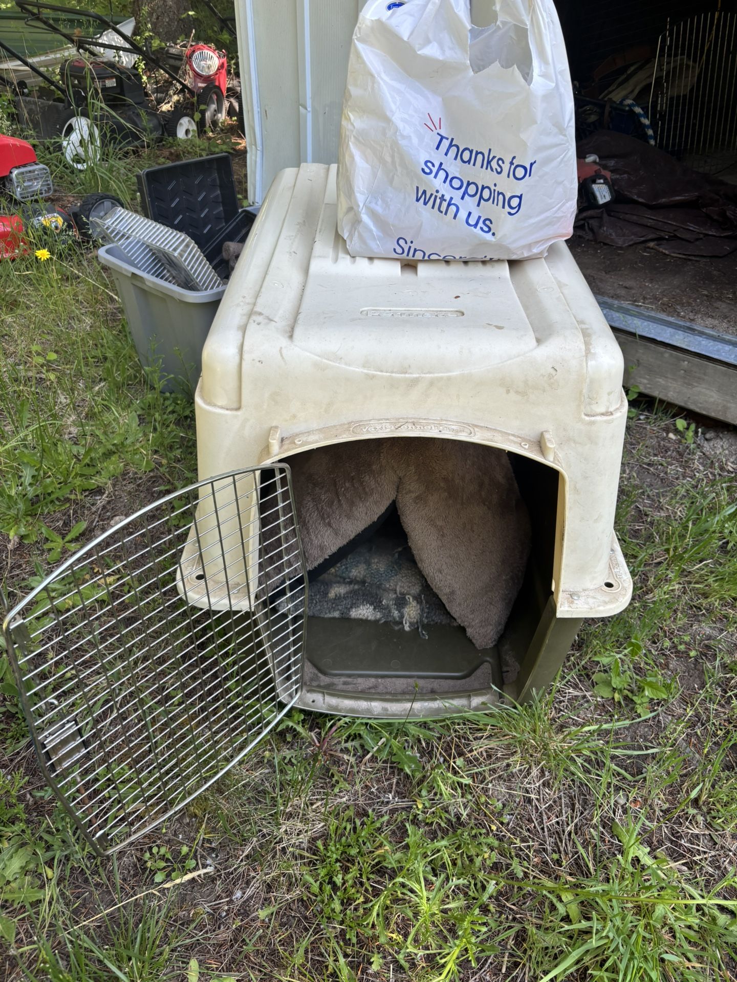 Portable kennels