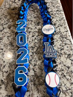 2026 Dodgers Graduation Lei