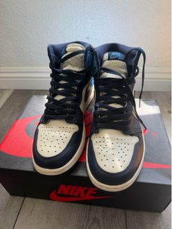 Size 10.5 Jordan 1 obsidian