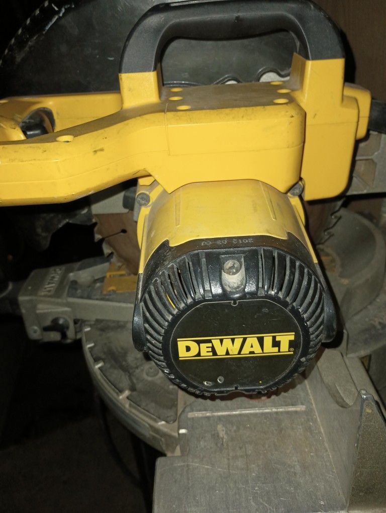 Dewalt Table Saw