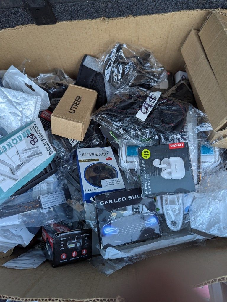 Mystery box for $ 200 Obo