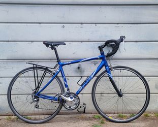 GIANT OCR3 ROAD BIKE