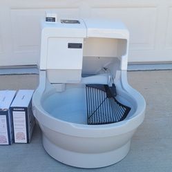Cat Genie - Fully Automatic & Fully Flushing Litter Box With Extras
