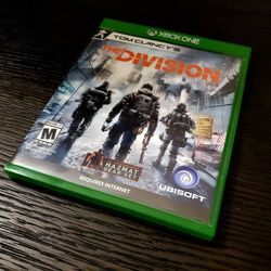 XBOX ONE (4) Mint Condition Games - The Division, TitanFall 2, NEW Battlefield (Hardline), Fifa 15 Soccer