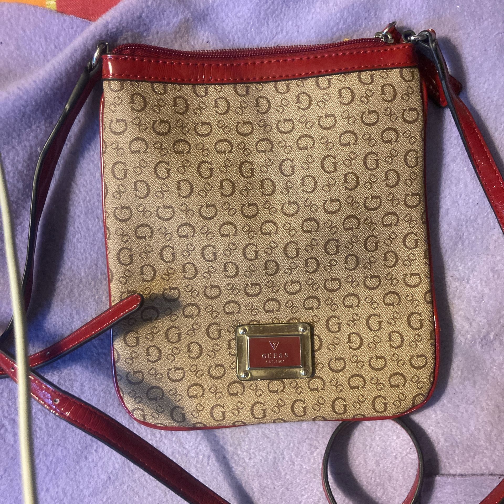 Guess Crossbody