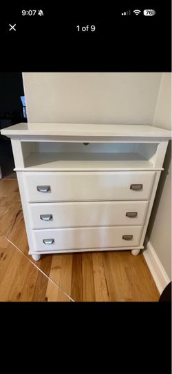 Dresser + Nightstand + Jewelry Box Mirror