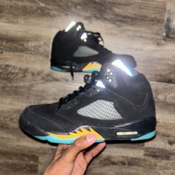 Jordan 5 Hornets Size 10