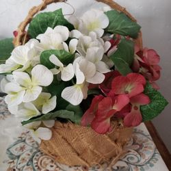 Burlap Wite  Basket Full Of Hydrangeas $5