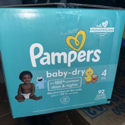 PAMPERS Size 4 / 92 Count 