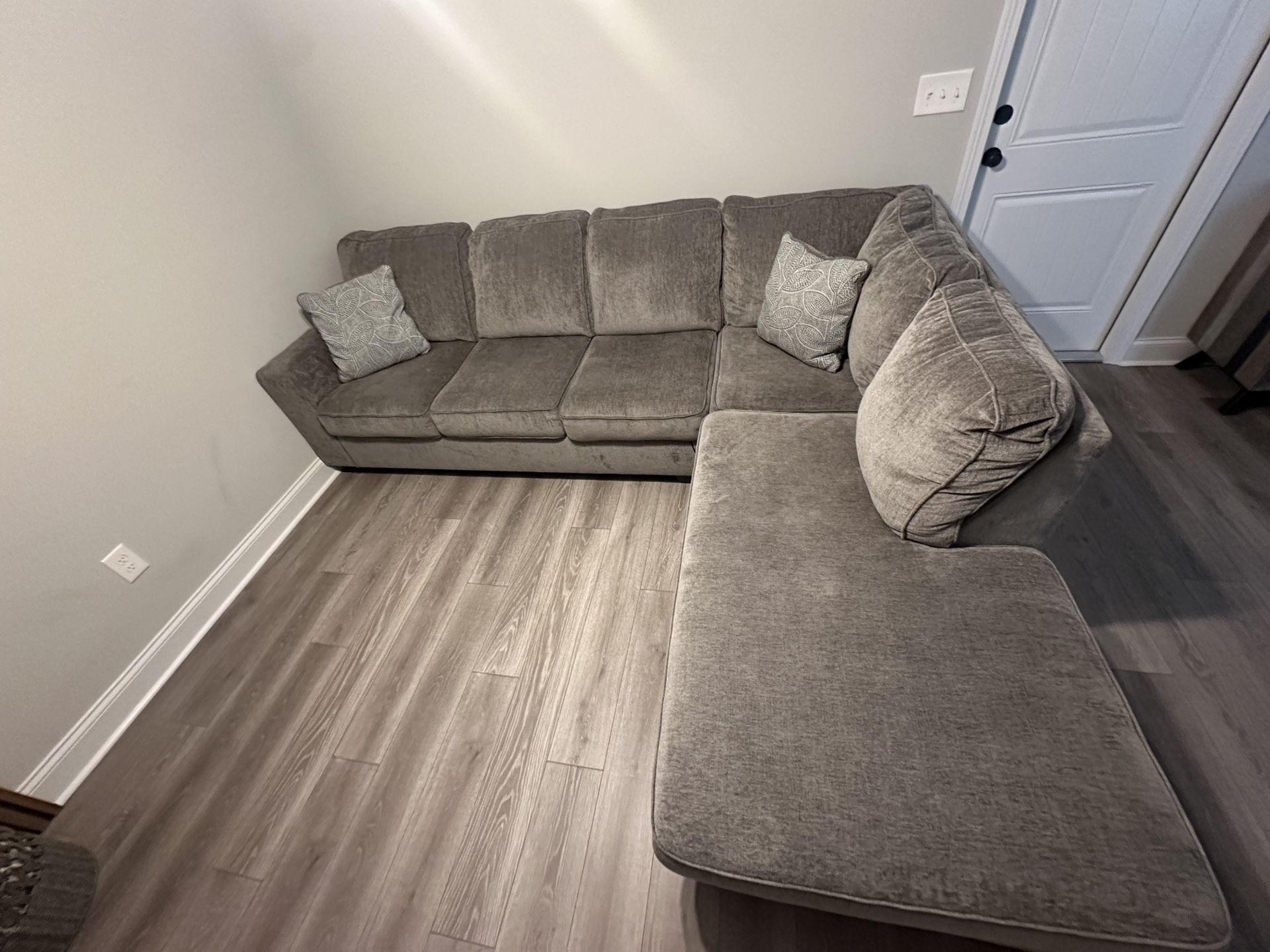 2-Piece Sectional