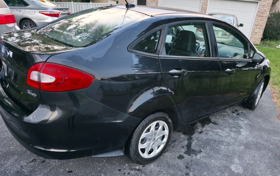 2013 Ford Fiesta