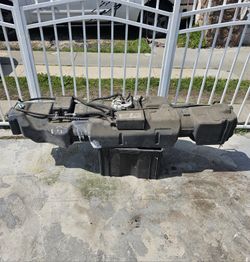 02-05 Ford Explorer Fuel Tank w/Fuel Pump