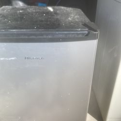 Nevera Pequeña Hidden