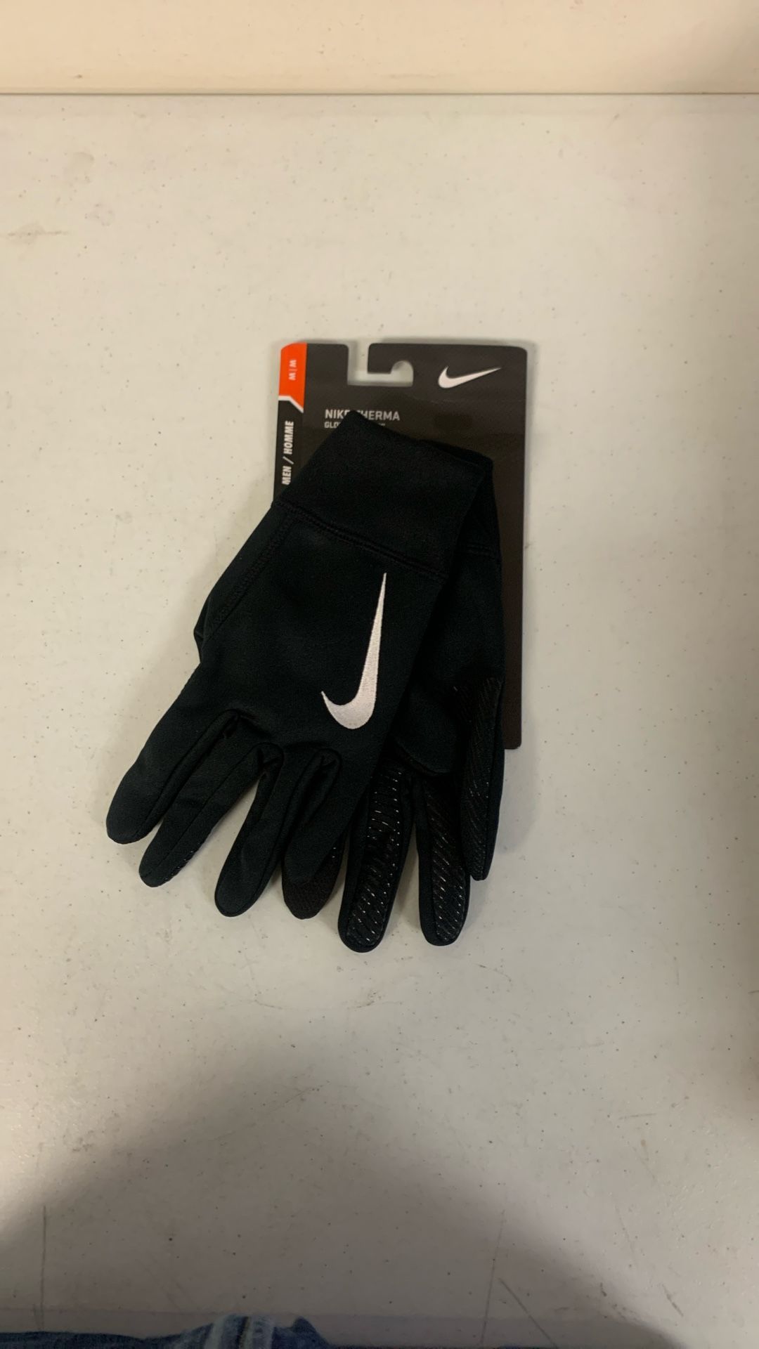Nike Men’s Thermal Training Winter Gloves. Sz M. Black. Sh
