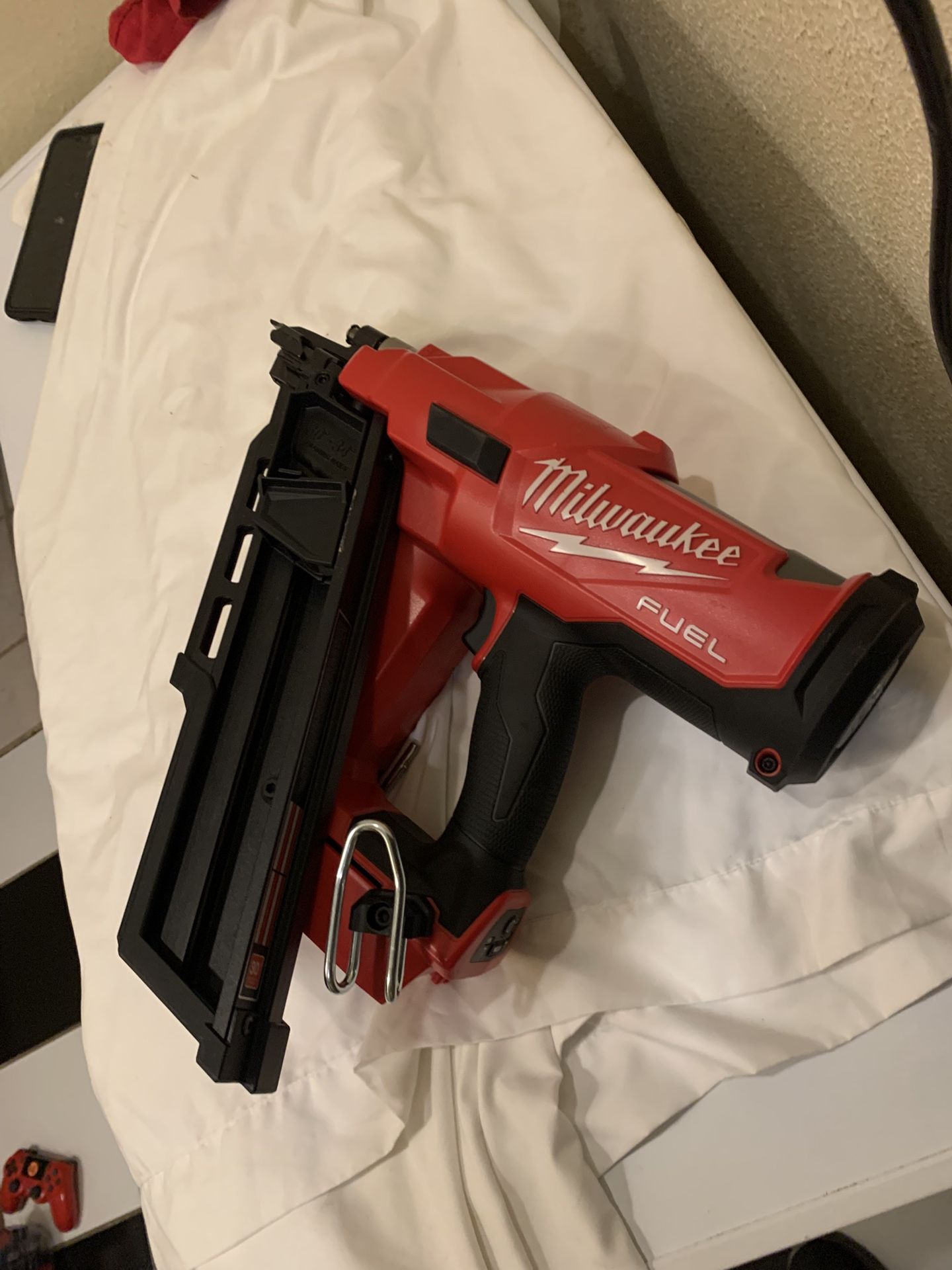 Milwaukee M18 FUEL Brushless Framing Nailer LIKE NEW