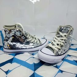Women's High Top Converse Sneaker Silver Sequin Size 5 Excellent Condition