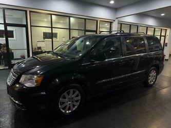 2016 Chrysler Town & Country