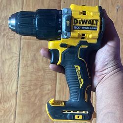 Dewault Brushless 20v Drill 