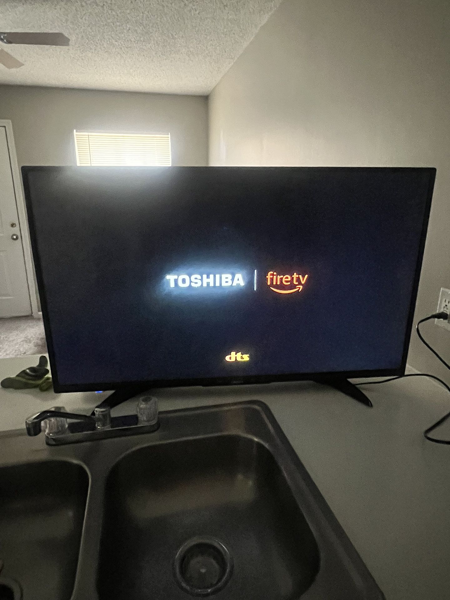 Toshiba 43’ Fire Smart Tv