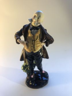 Mr. Micawber HN577 - Royal Doulton Figurine