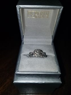 Engagement wedding ring and band