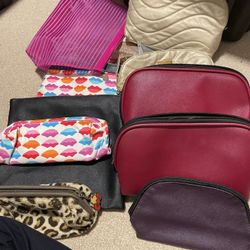 All Make Up Tools Bags