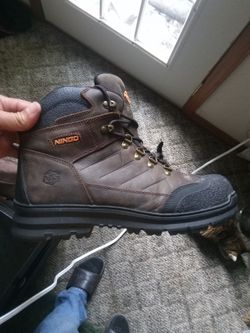 Ningo steel toe work boots size 13