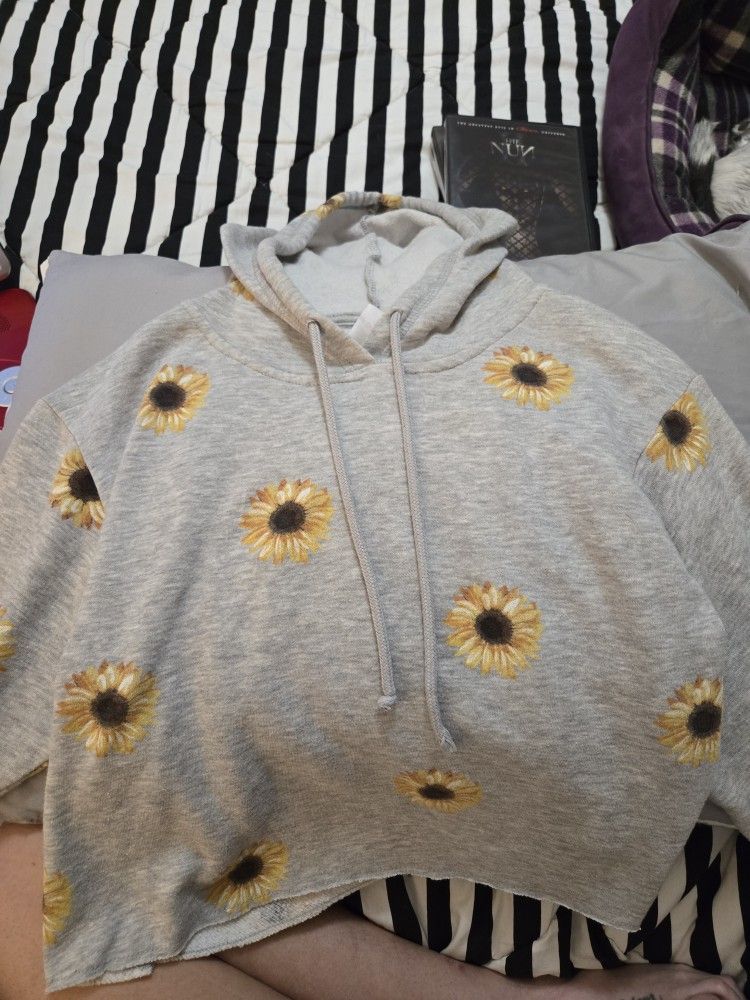 New. No Boundaries. Size X-Small. Hoodie.