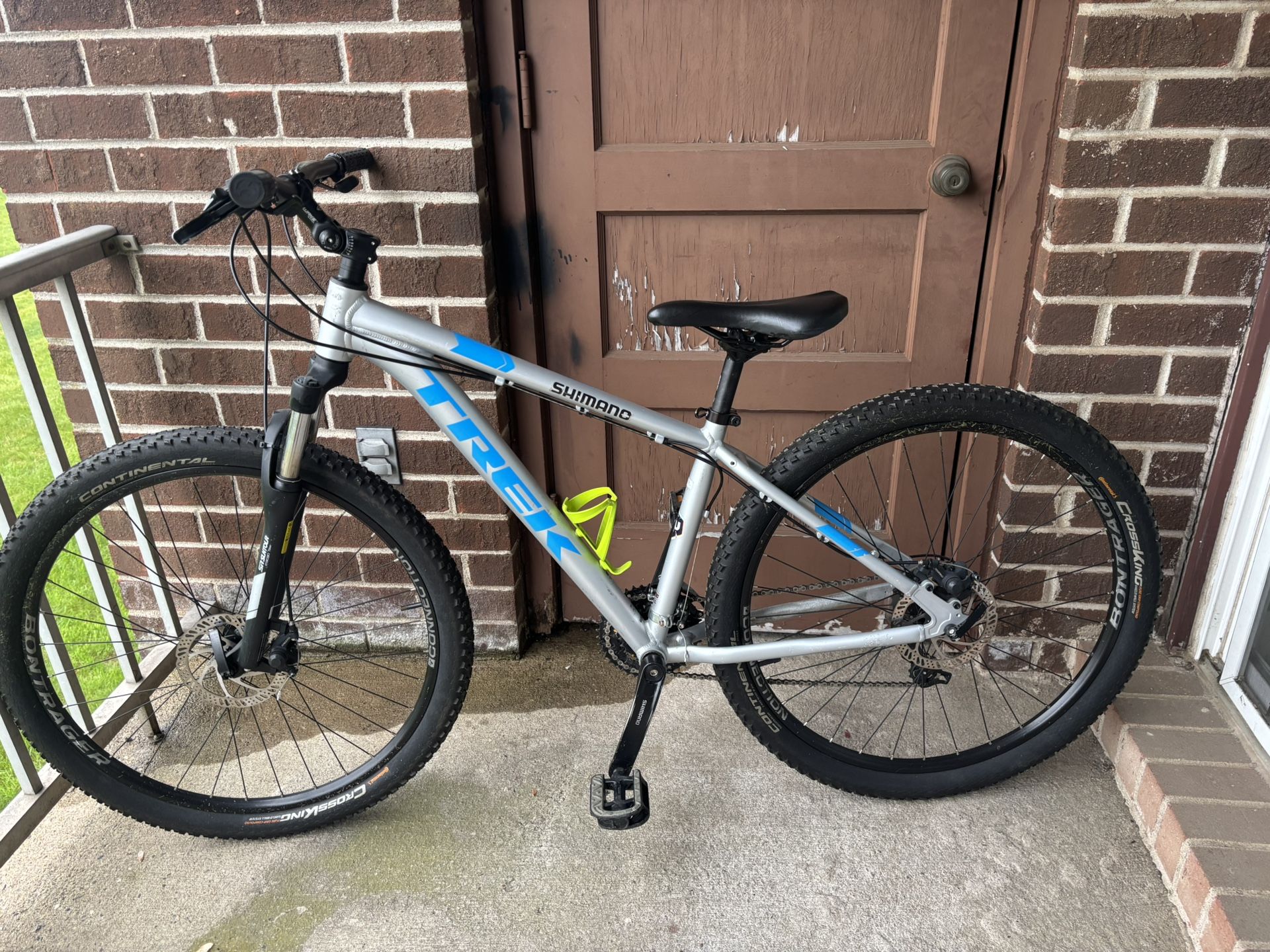 TREK Marlin Medium