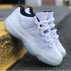 Air Jordan 11 Retro Low “Legend Blue” 
