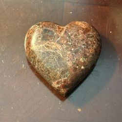 Heart Shaped Stone (Palm-Sized)