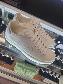 Gucci shoes
