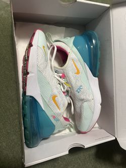 Nike Air Max 270 Women’s 9.5