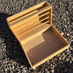 Rabbit Hay Feeder And Animal Feeder 