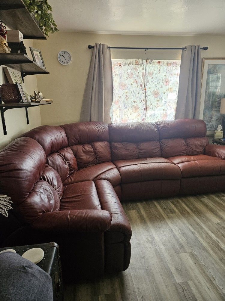 ***FREE*** Red Leather Sectional With 3 Recliners