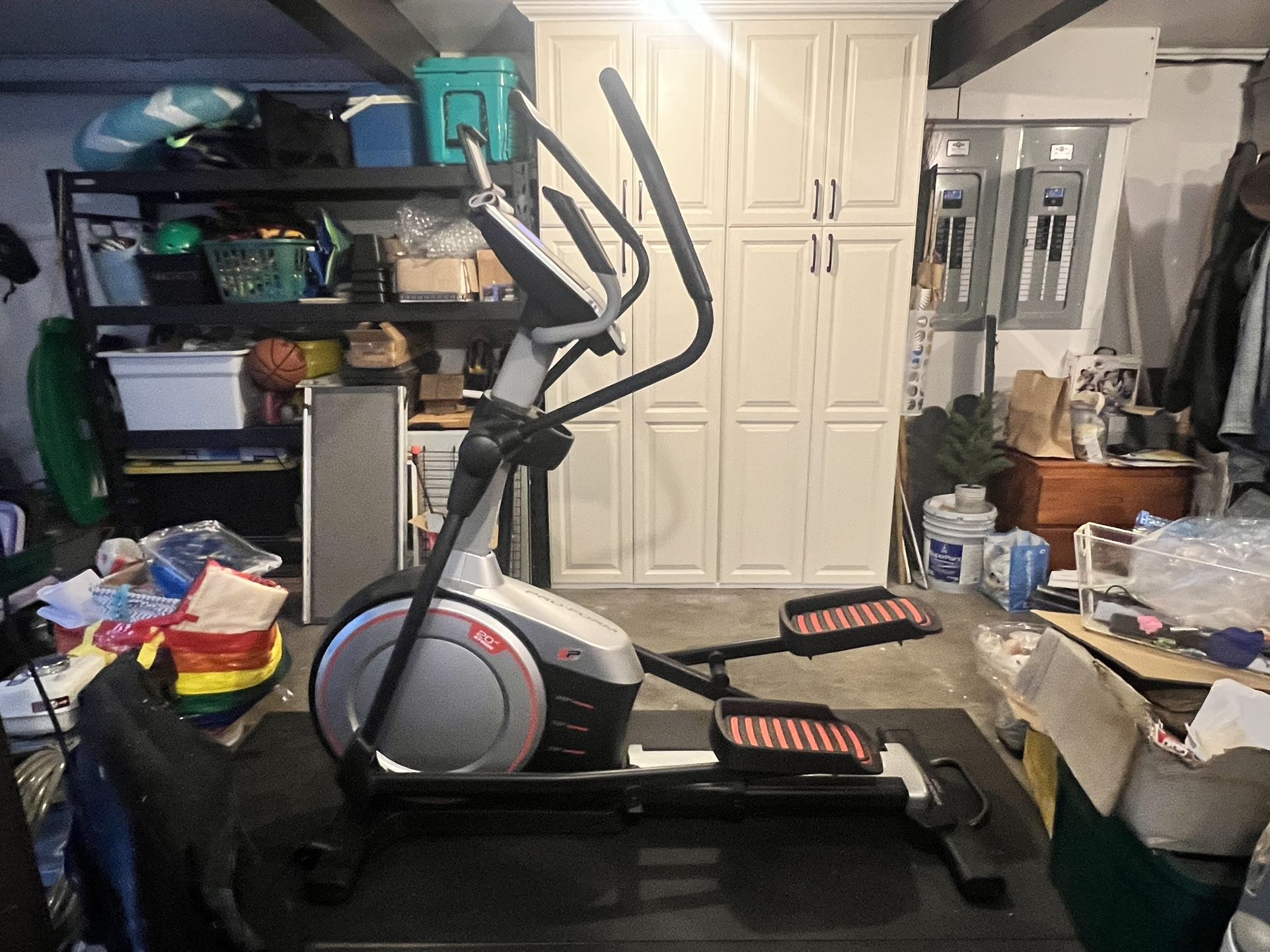 ProForm Endurance 720E Elliptical