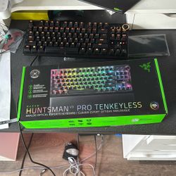 Razor huntsman v3 pro tenkeyless mechanical keyboard 