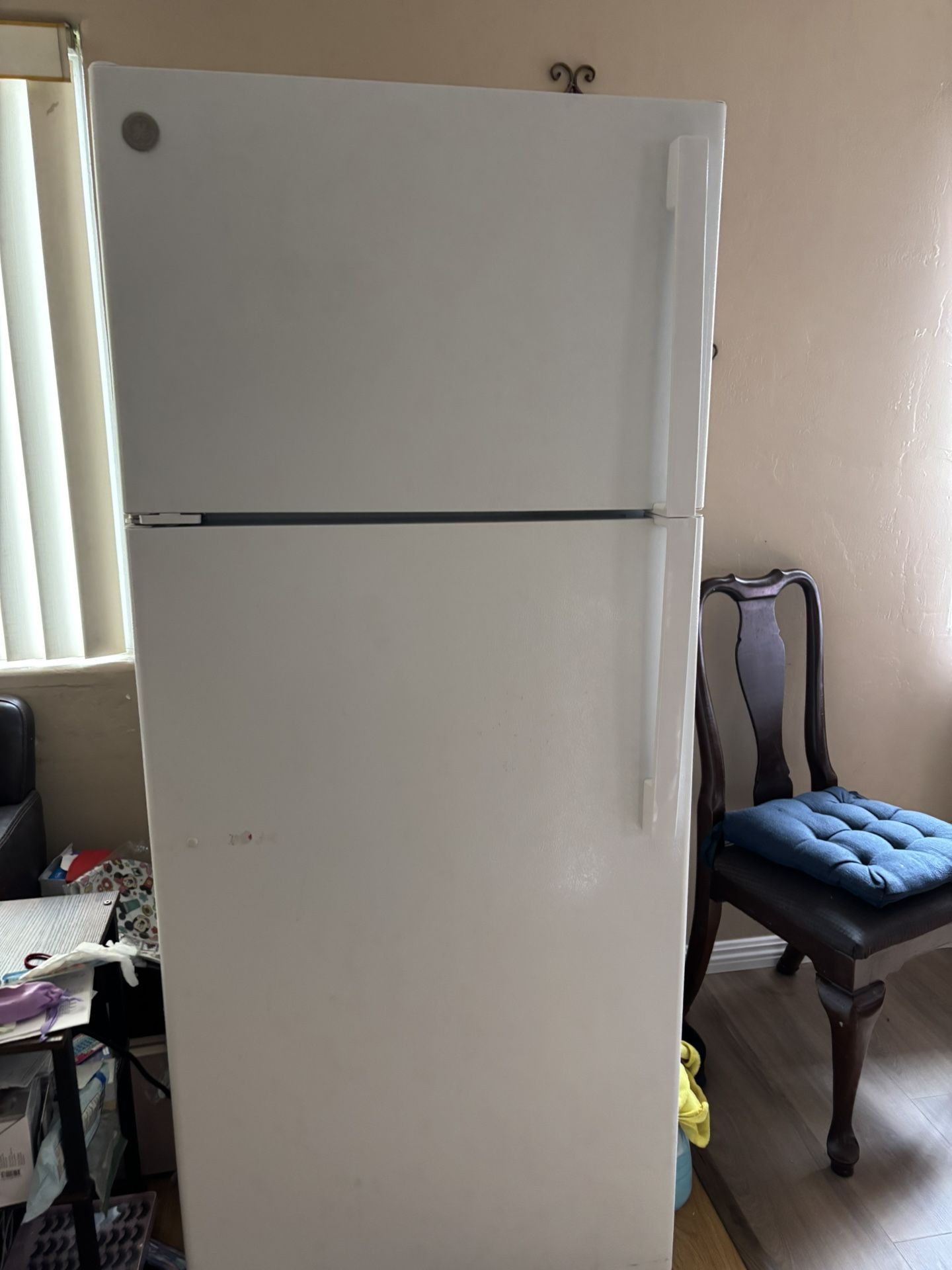 GE White Small Refrigerator