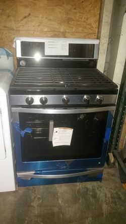 Brand new whirlpool gas stove with warranty