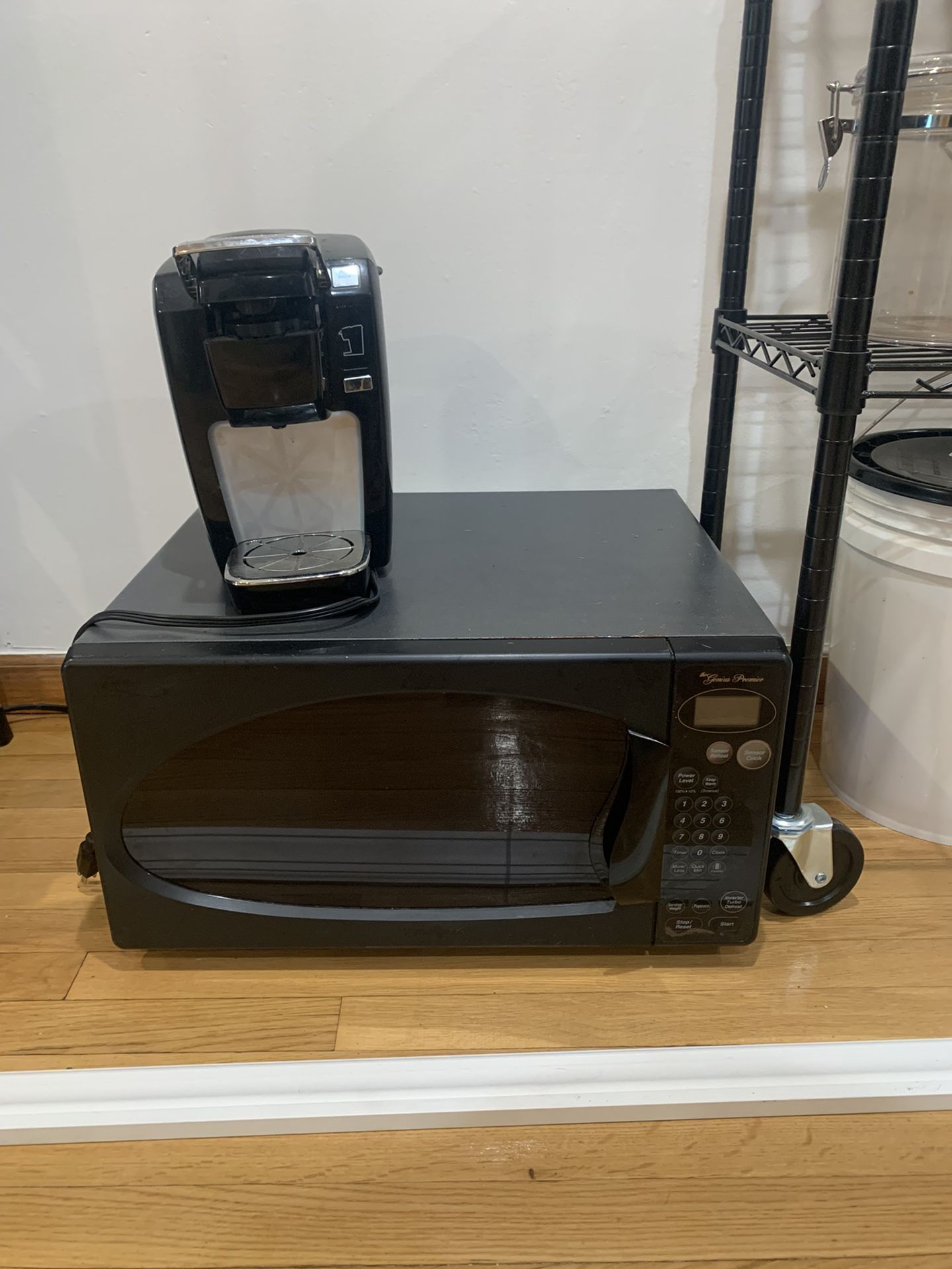 Microwave & Keureg Coffee Maker