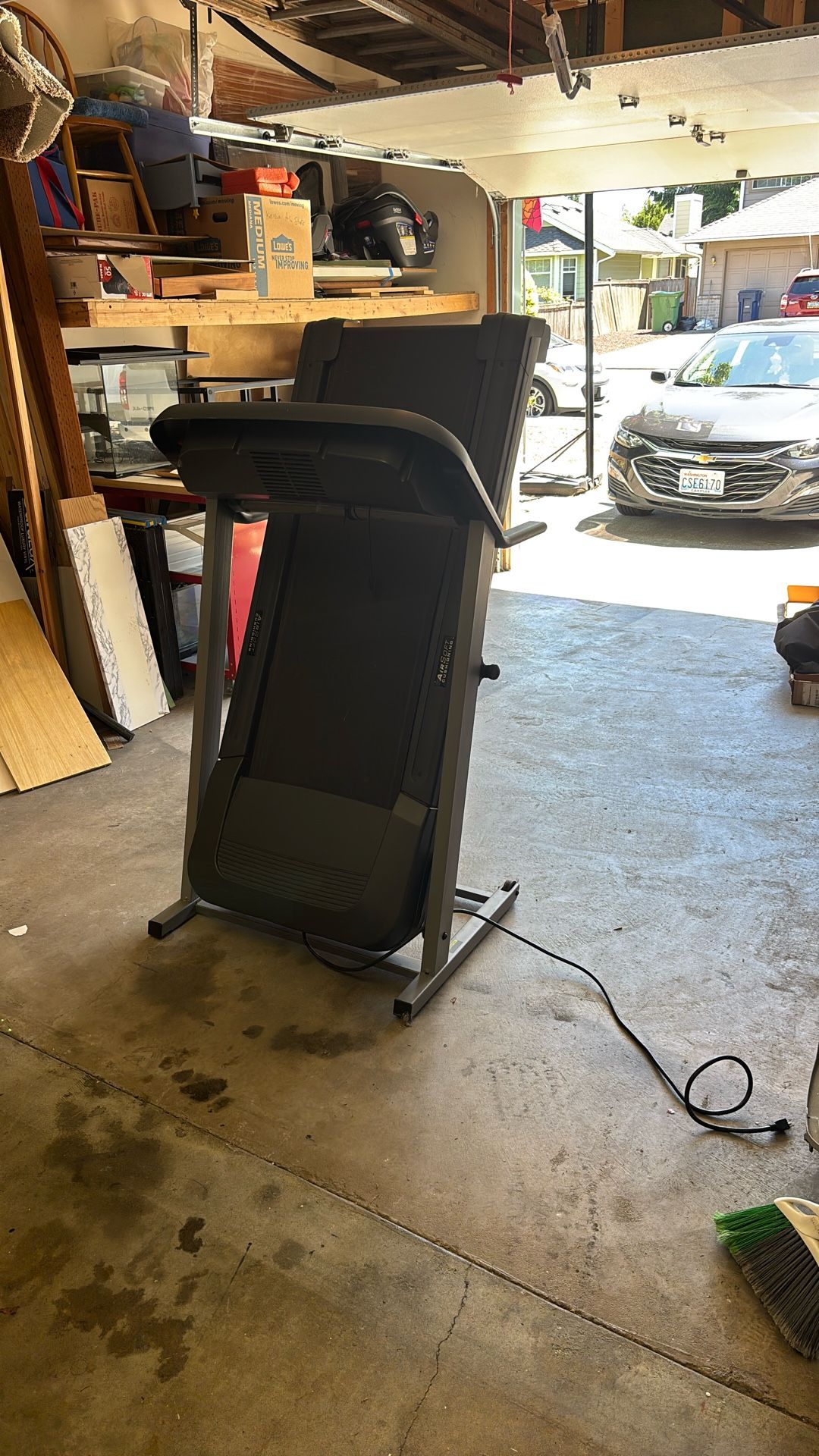 Air Soft Incline Treadmill