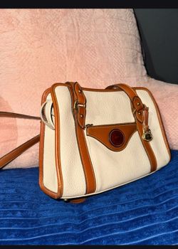 Dooney & Bourke