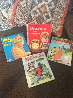 Lot of 4 vintage children’s books